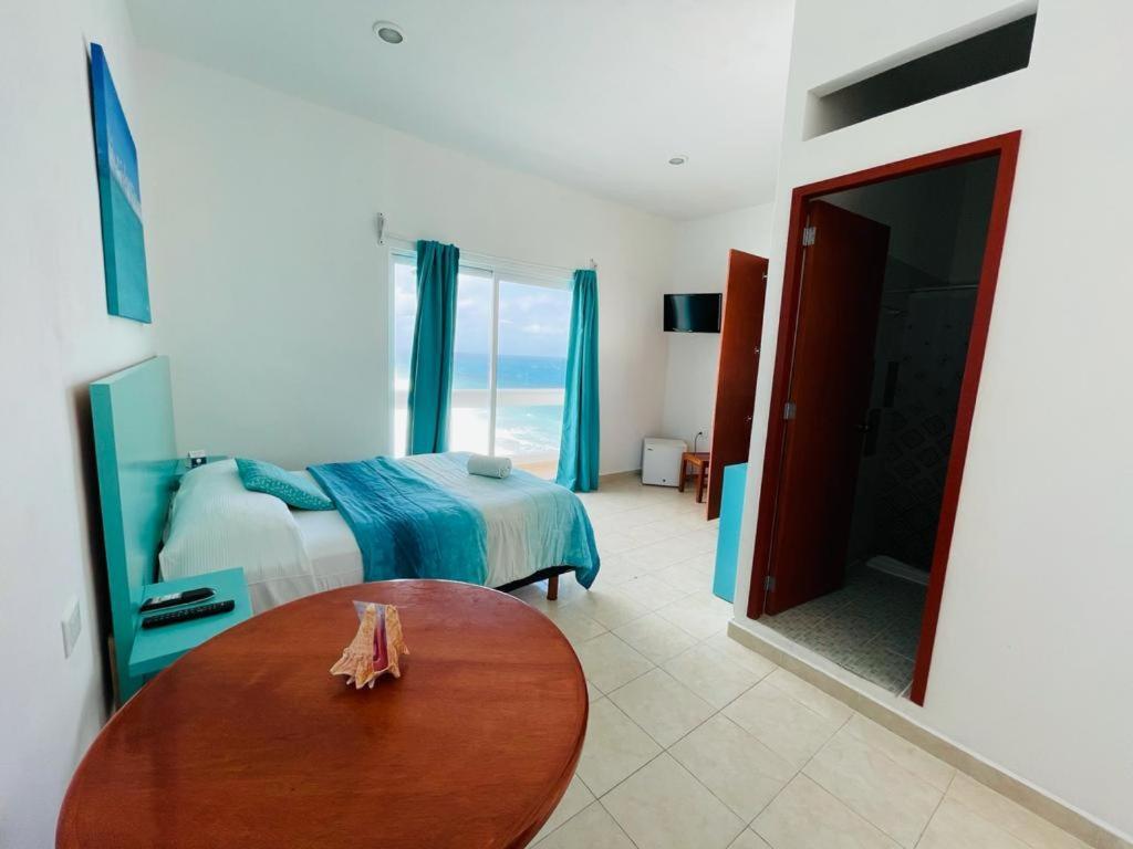 Habitación Amanecer Turquesa #5 * Isla Mujeres